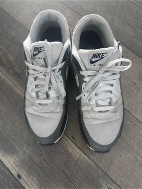 Nike Light Gray and Black Air Max Sneakers size 12.5